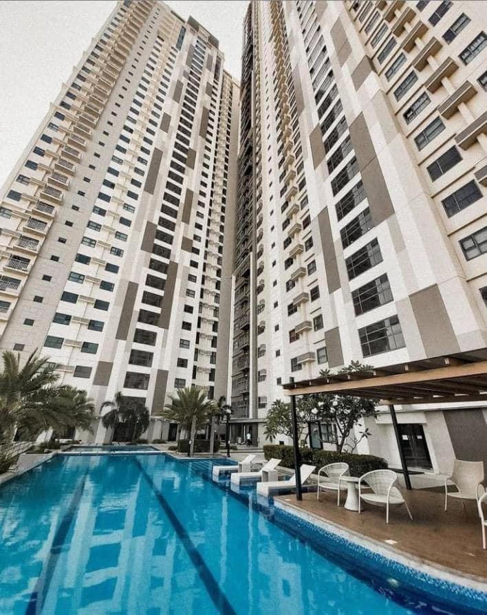 Horizon 101 A1 Shortwalk Robinson Mall Mango Square Bars Free Pool Cebu Eksteriør billede