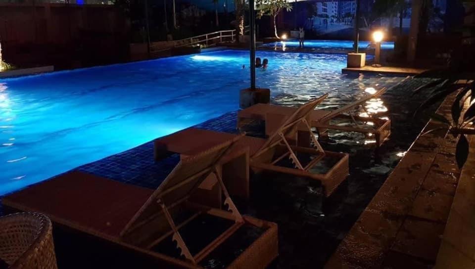 Horizon 101 A1 Shortwalk Robinson Mall Mango Square Bars Free Pool Cebu Eksteriør billede